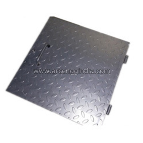 chequered-plate-manhole-cover