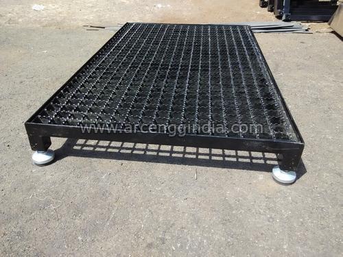 operator-anti-skid-platform-gratings